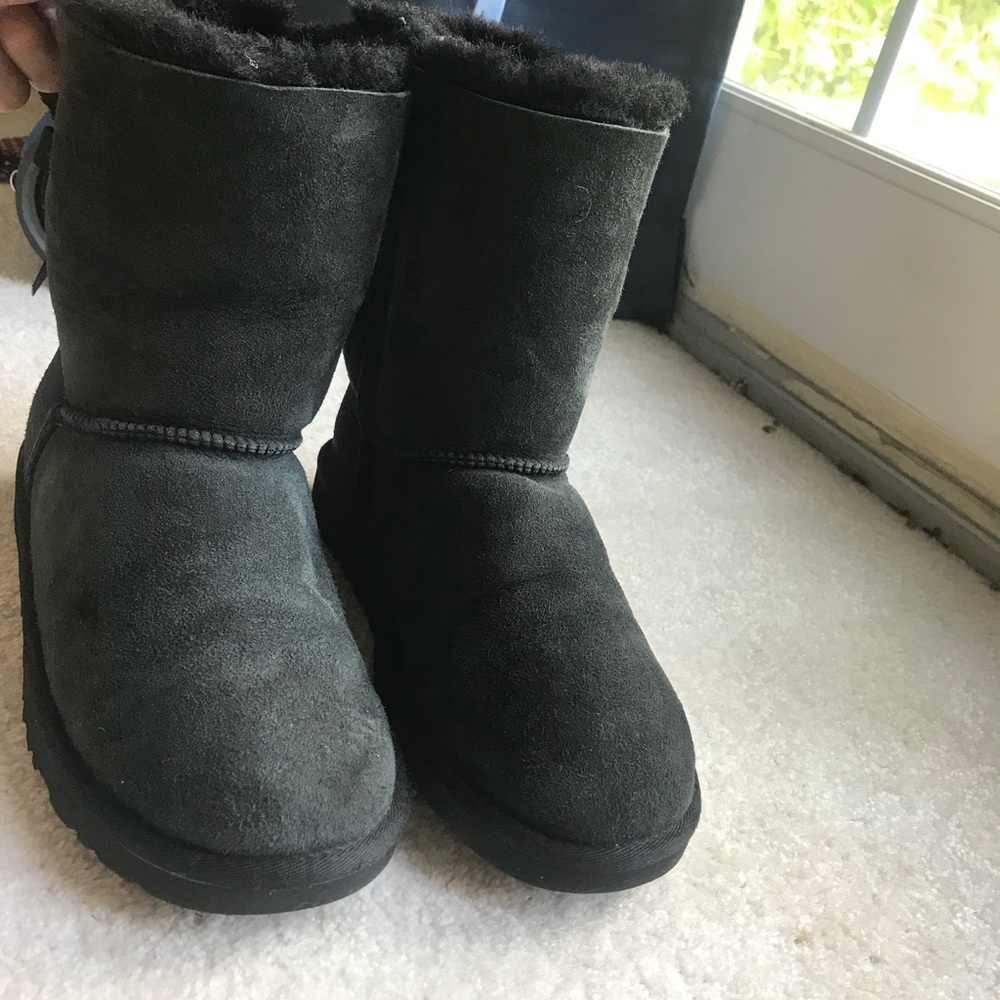 Black Bailey Bow Uggs